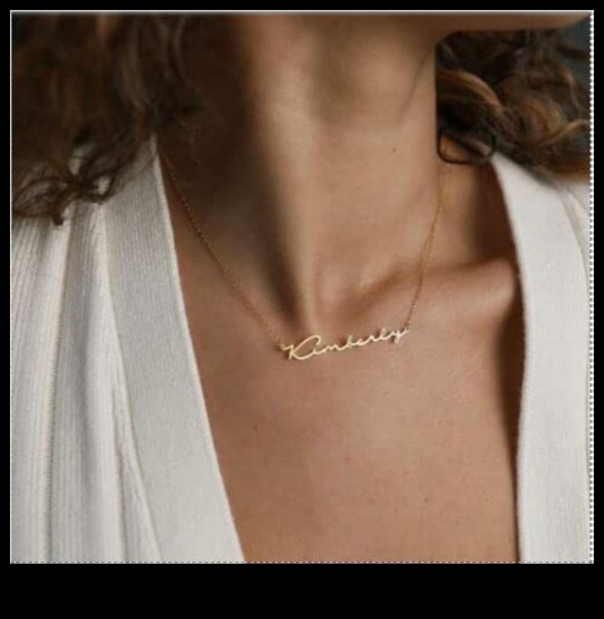 Charmingly Yours Μια Διαχρονική Συλλογή από Signature Κολιέ 4 Charmingly Yours: Embrace the Enchantment of Our Signature Necklaces