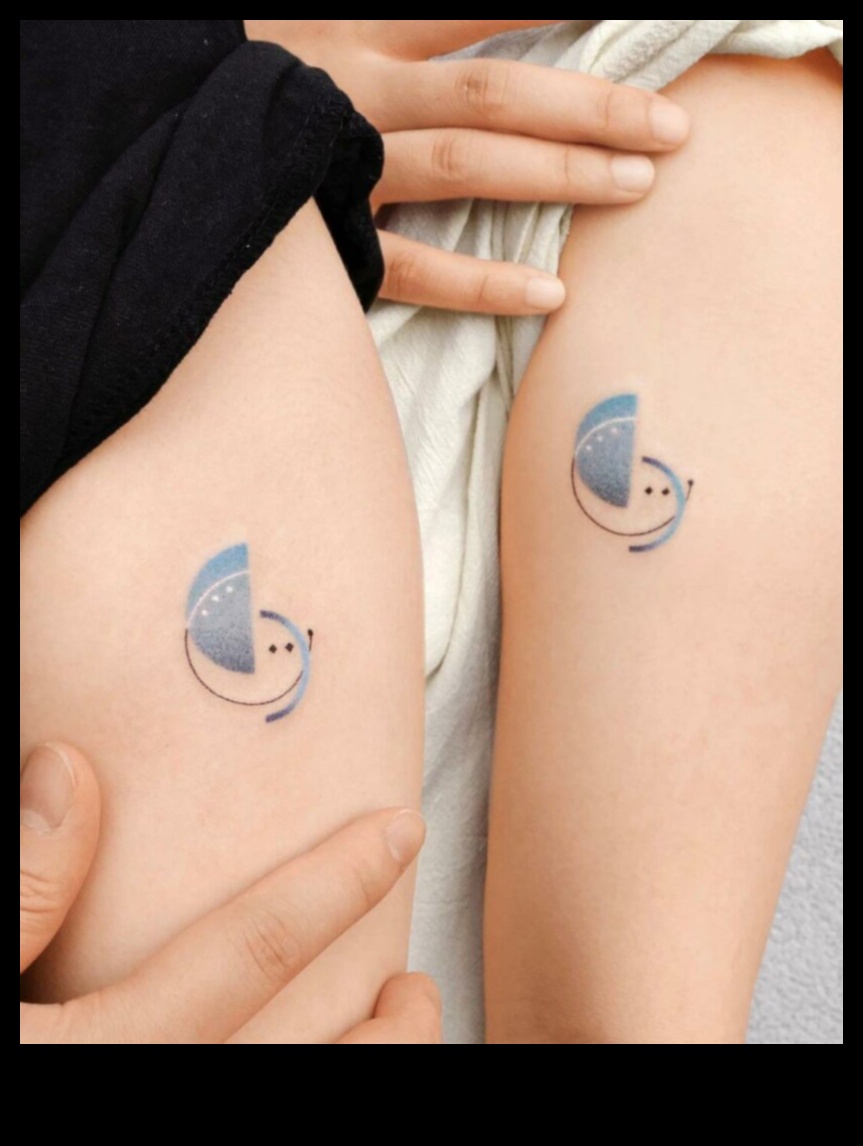 Love's Canvas: Ζευγάρι Τατουάζ που δημιουργούν ένα περίπλοκο πορτρέτο αφοσίωσης